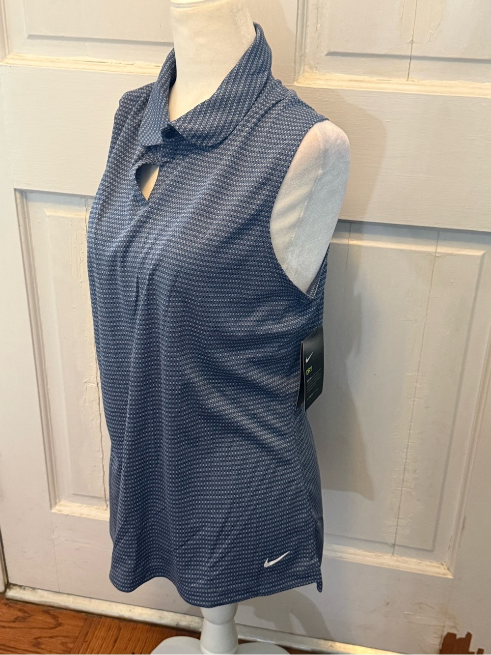 NWT Nike Tennis/Gold Women's Navy Blue Dri- Fit lightweight Polo  Tank Top